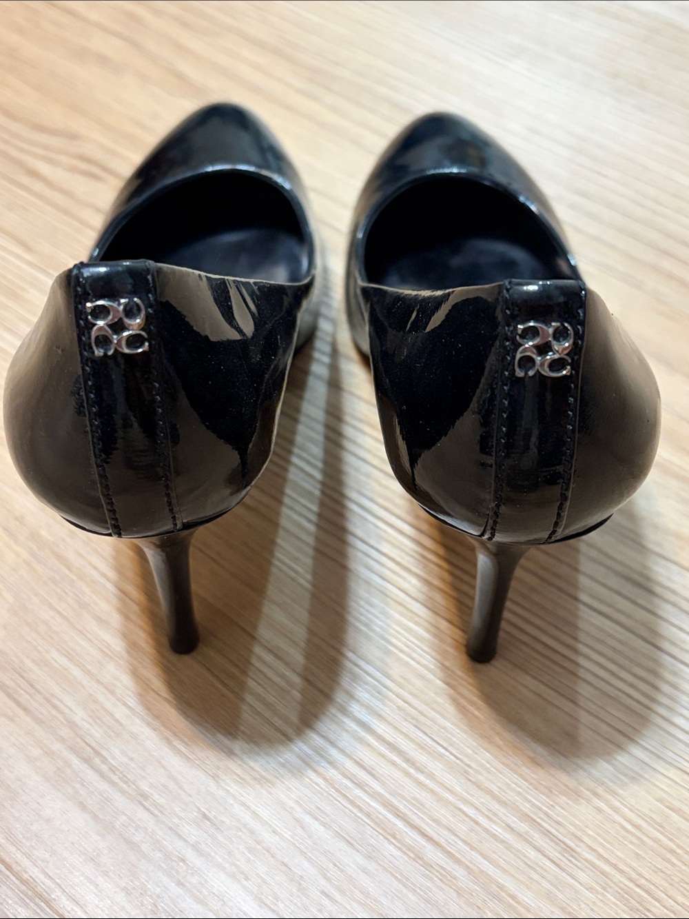 Coach Black Patent Leather Classic Pumps Heels Size 8.5B - Picture 7 of 7